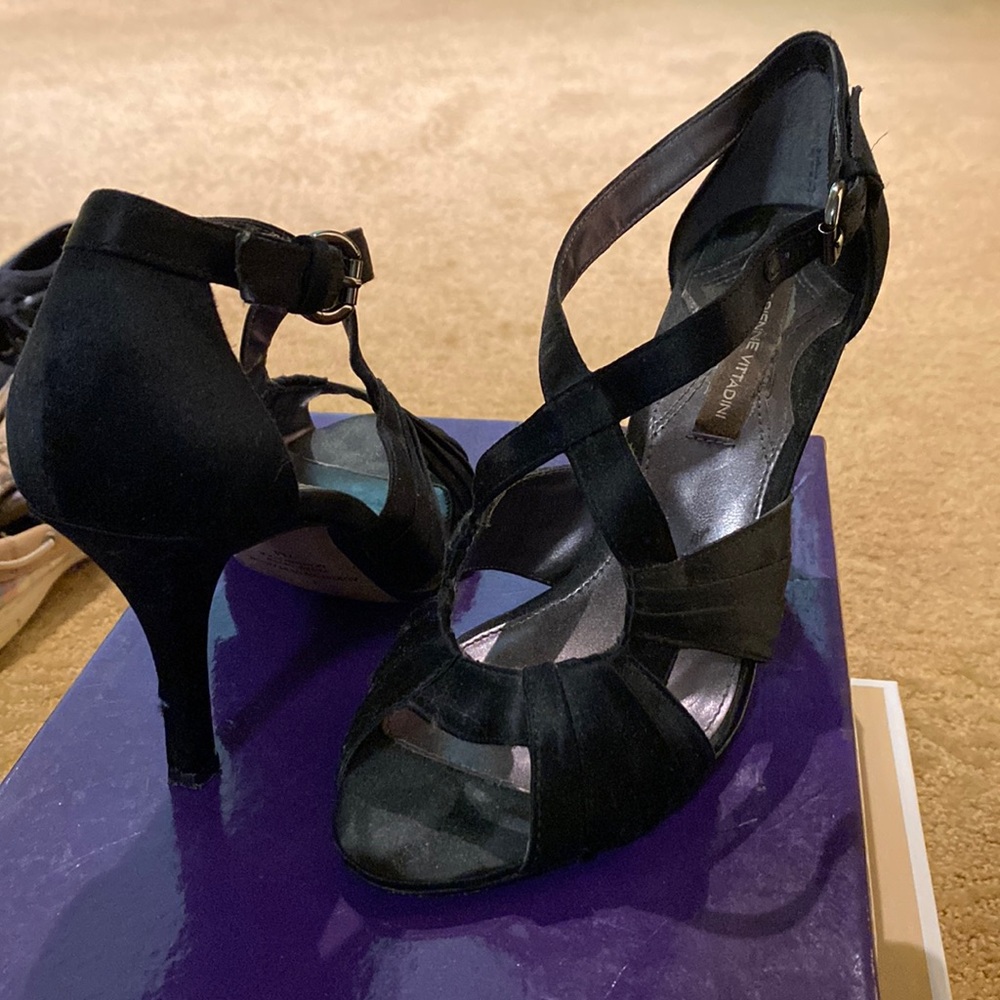 Adrienne Vittadini Dark Blue Heels Size 7